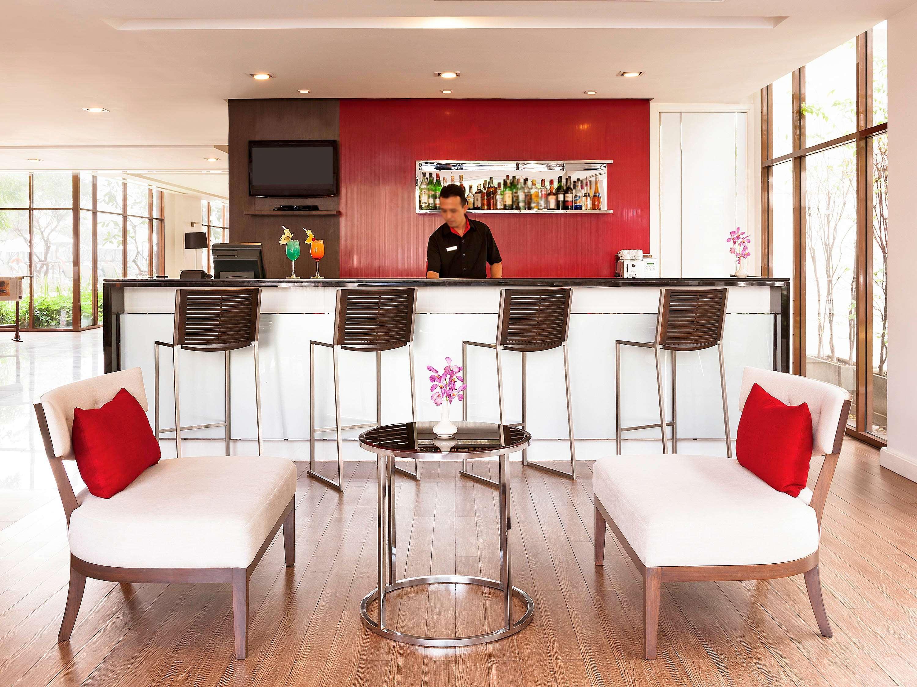 Ibis Bangkok Riverside Εξωτερικό φωτογραφία