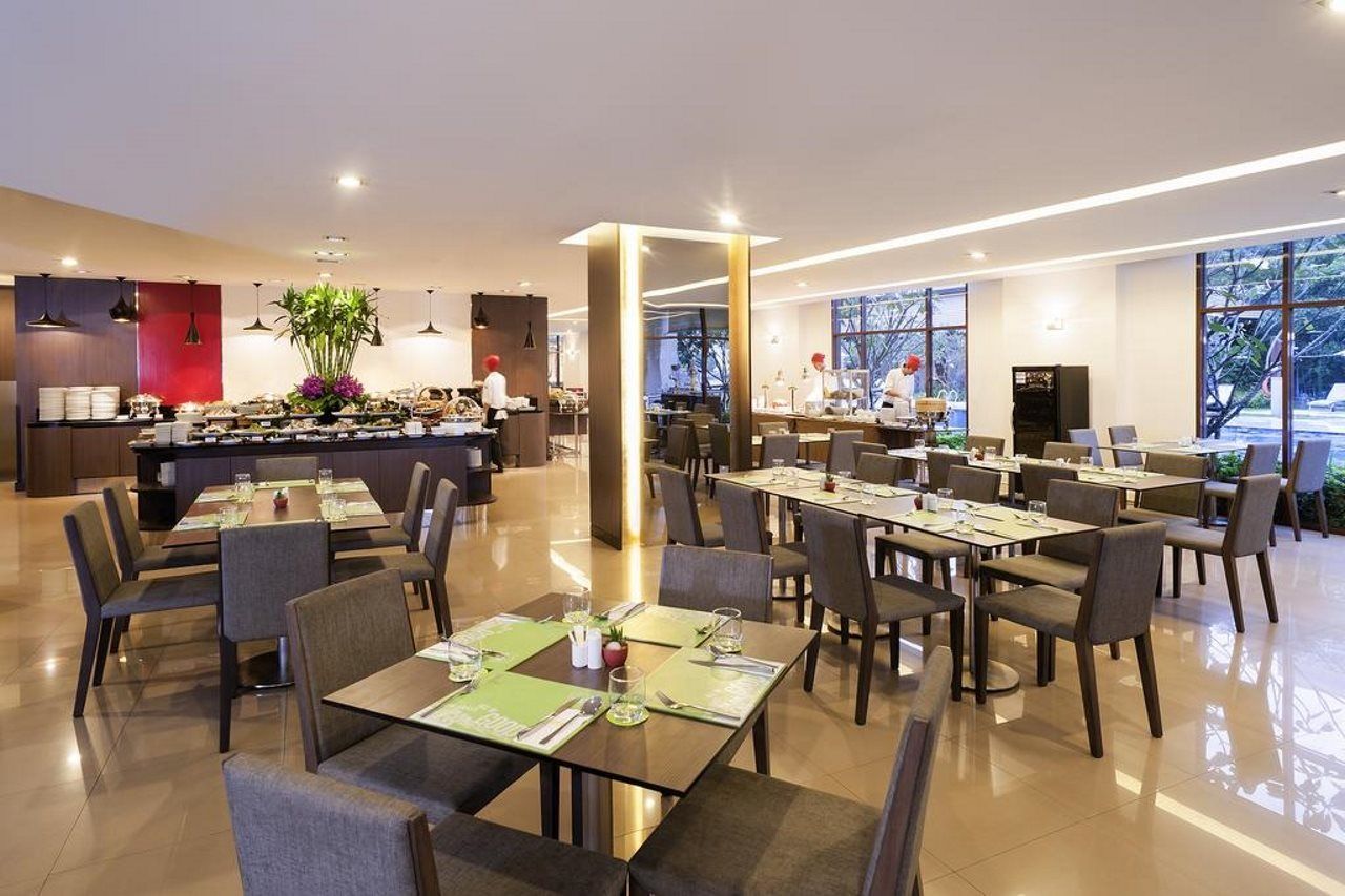 Ibis Bangkok Riverside Εξωτερικό φωτογραφία